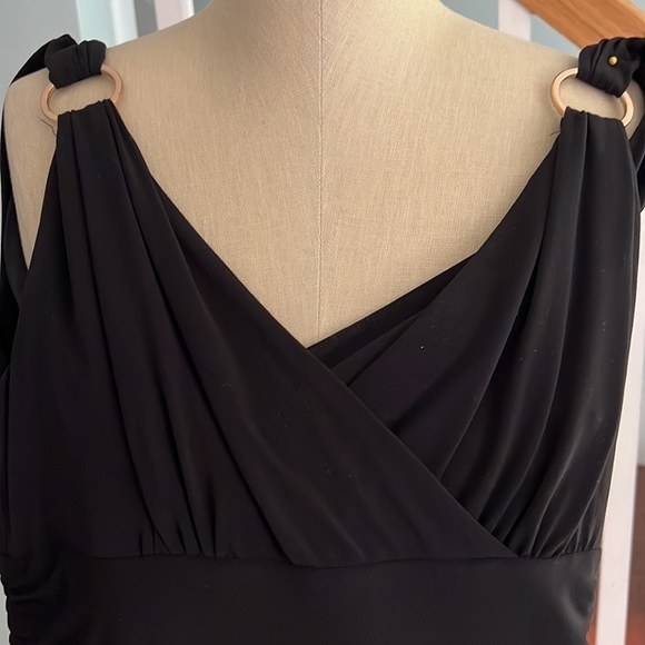White House Black market little black dress size 6 - Picture 3 of 9